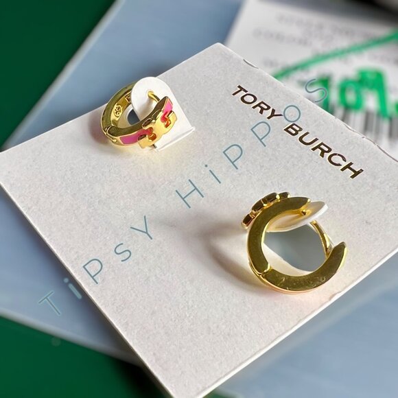 TORY BURCH SERIF T PINK ENAMEL HUGGIE HOOP EARRINGS - Picture 4 of 6